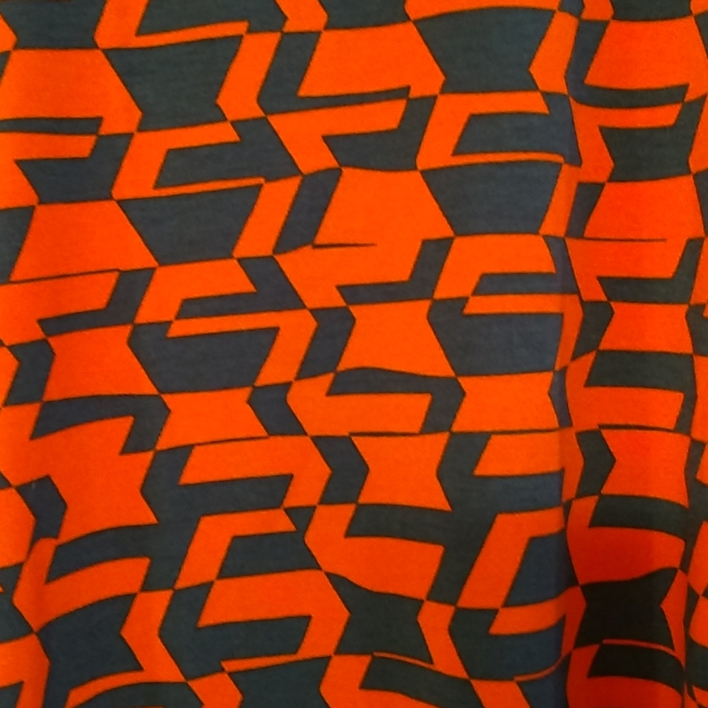 Lularoe Tops (2 piece) - Picture 4 of 6